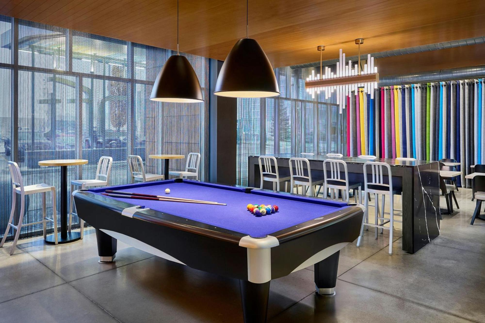 Aloft Vaughan Mills Экстерьер фото