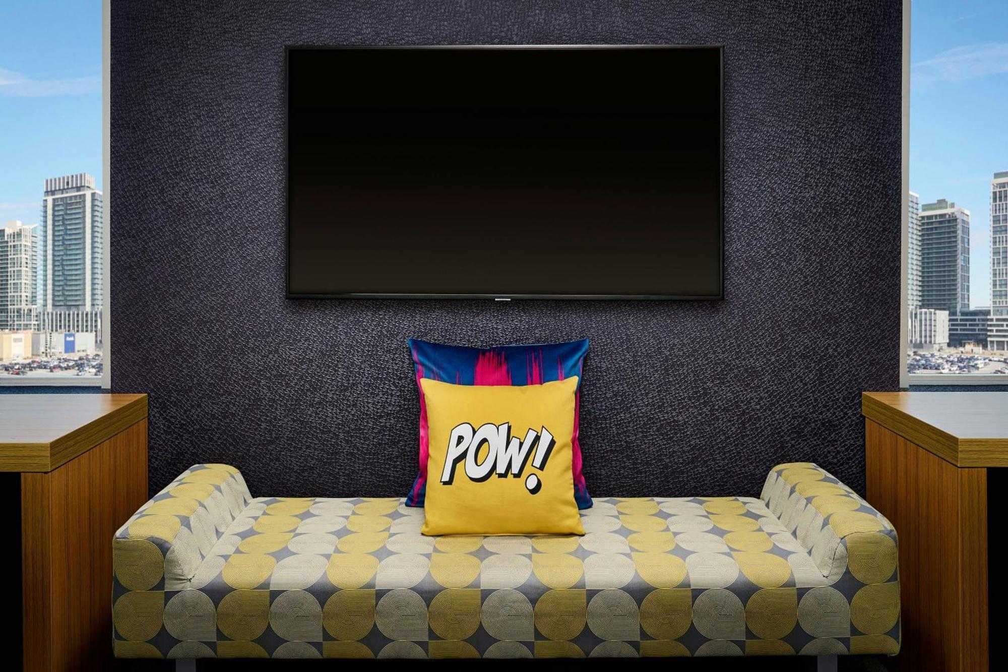 Aloft Vaughan Mills Экстерьер фото
