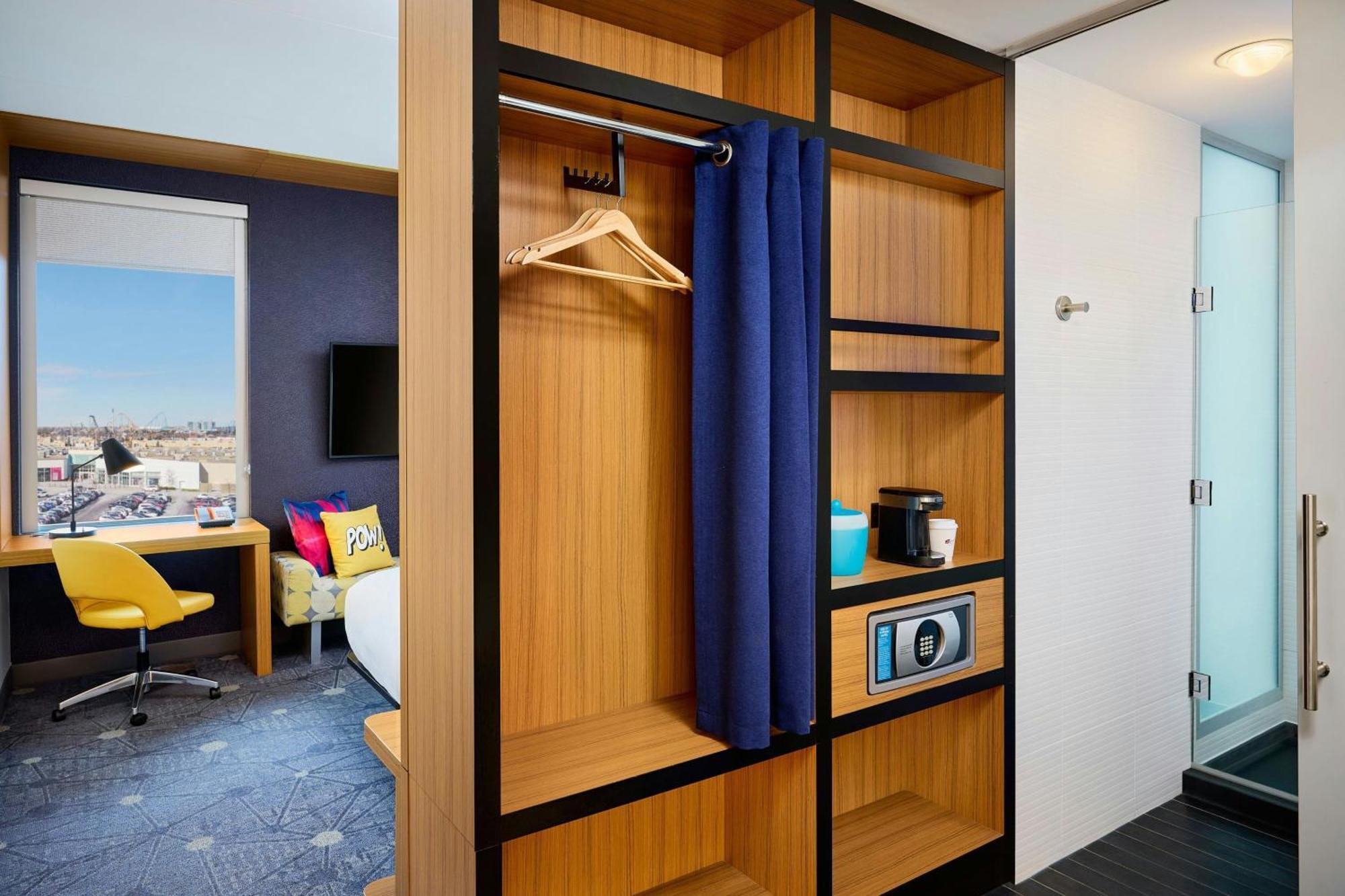 Aloft Vaughan Mills Экстерьер фото