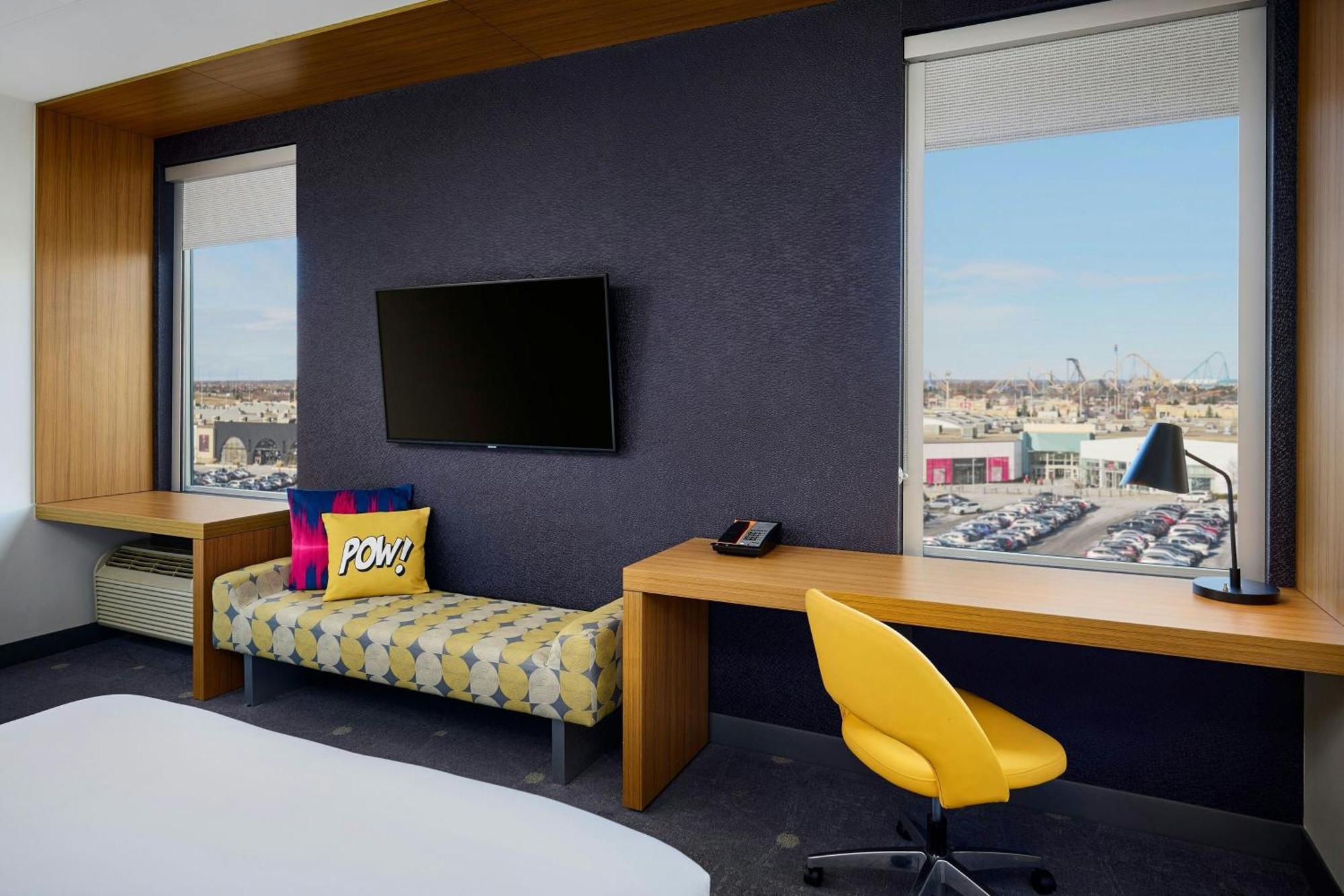 Aloft Vaughan Mills Экстерьер фото