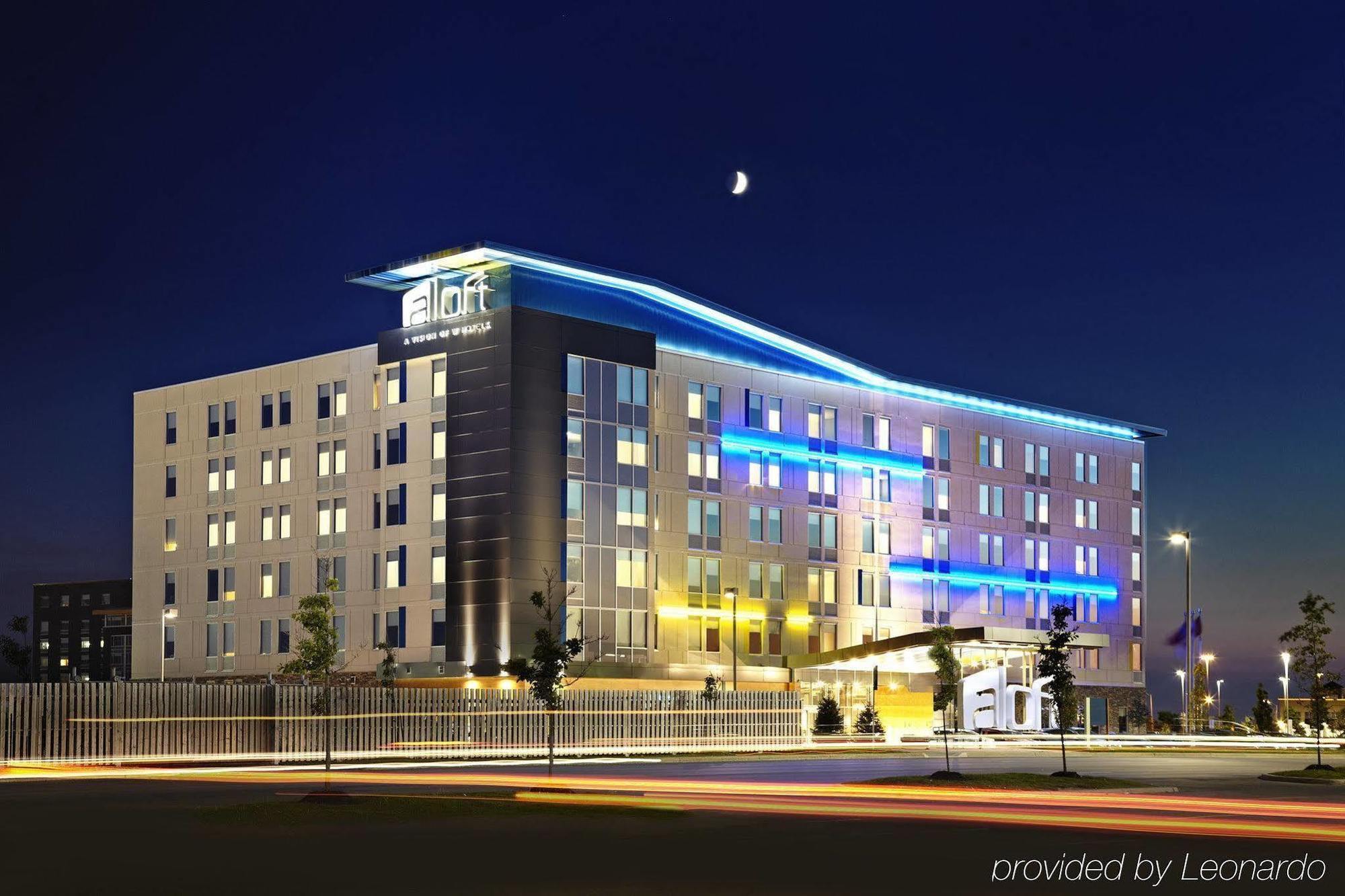 Aloft Vaughan Mills Экстерьер фото